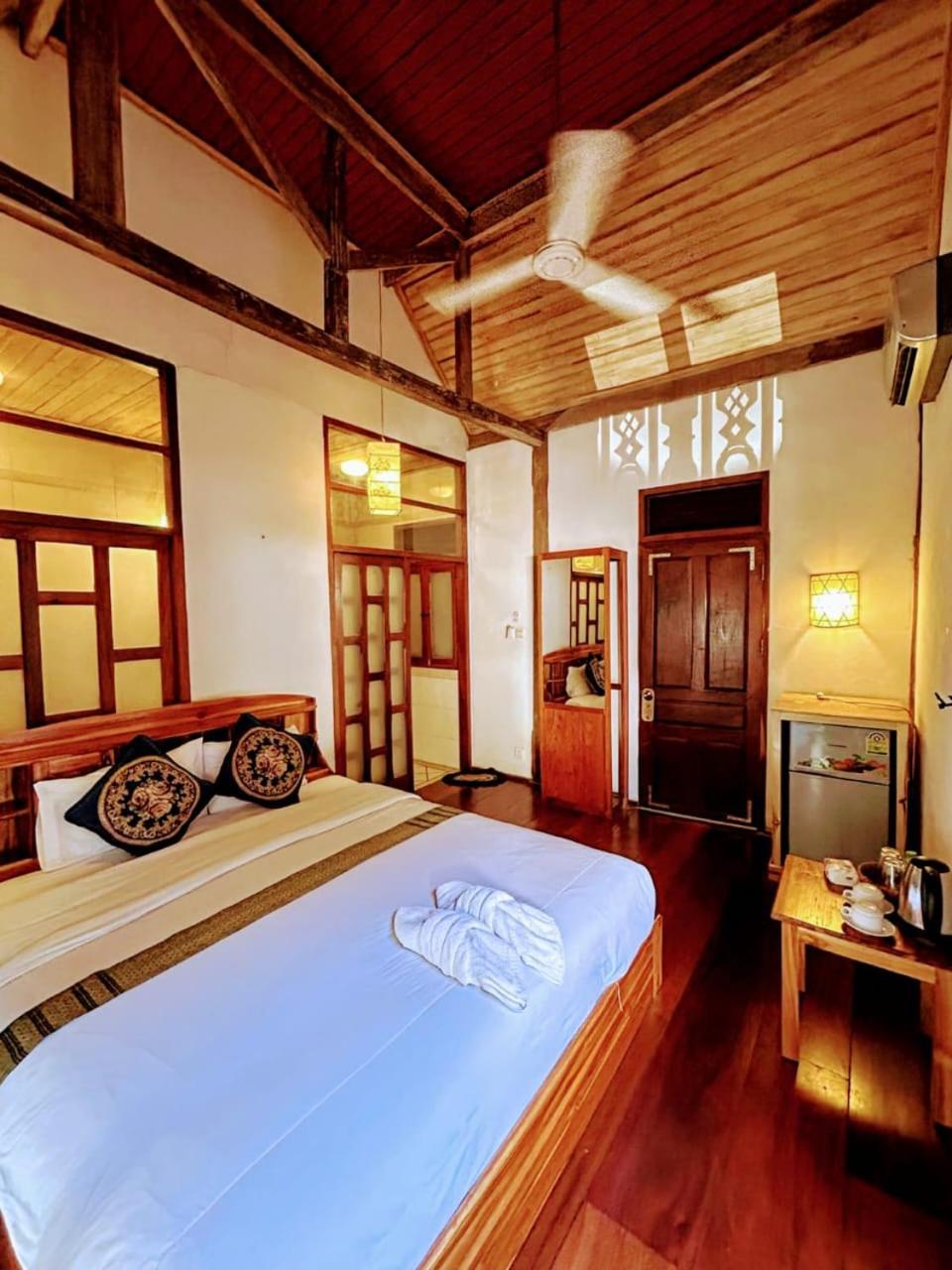 Ireenkevin Guesthouse Luang Prabang Dış mekan fotoğraf